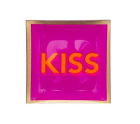 GC Plate Kiss